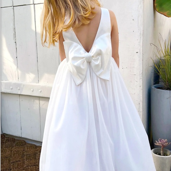 Show me your MuMu Mini flower girl Dress with bow in back 5T - Picture 10 of 11